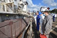 Visite de L'Atalante en arrêt technique aux chantiers Piriou de Concarneau