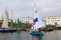 Vieux gréements, vedettes et autres bateaux dans le port de Brest lors des Tonnerres de Brest 2012