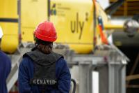 Campagne ESSULYX22-A - Personnel GENAVIR face à l'AUV Ulyx